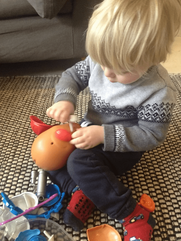 mr potato head, learning, body parts, speech, help me to talk, speech therapy, hertfordshire, bedfordshire