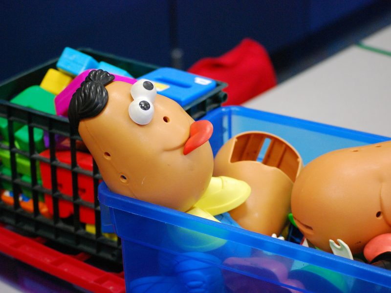 mr potato head, body parts, speech therapy, learning to talk, help me to talk, speech and language, hertfordshire, bedfordshire